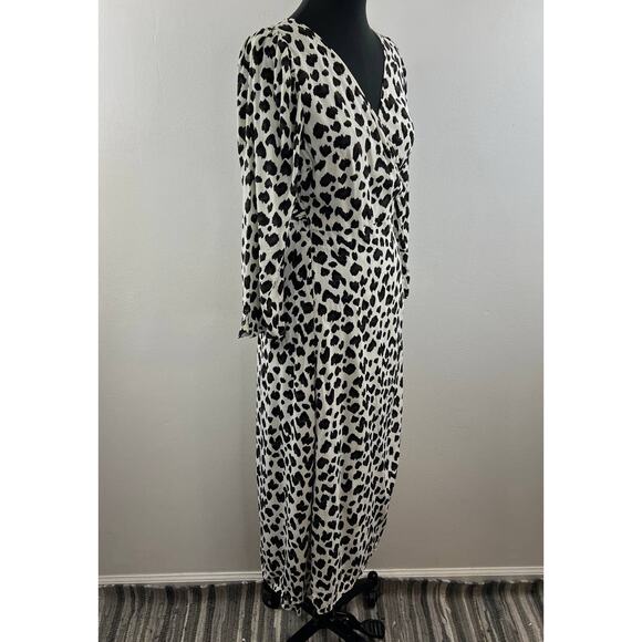 CLEOBELLA Anthropologie Black White Animal Printed Long Sleeve Wrap Midi Dress S - Picture 4 of 8